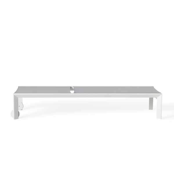 Santa Monica Chaise Lounge in White Aluminum & Silver Mesh